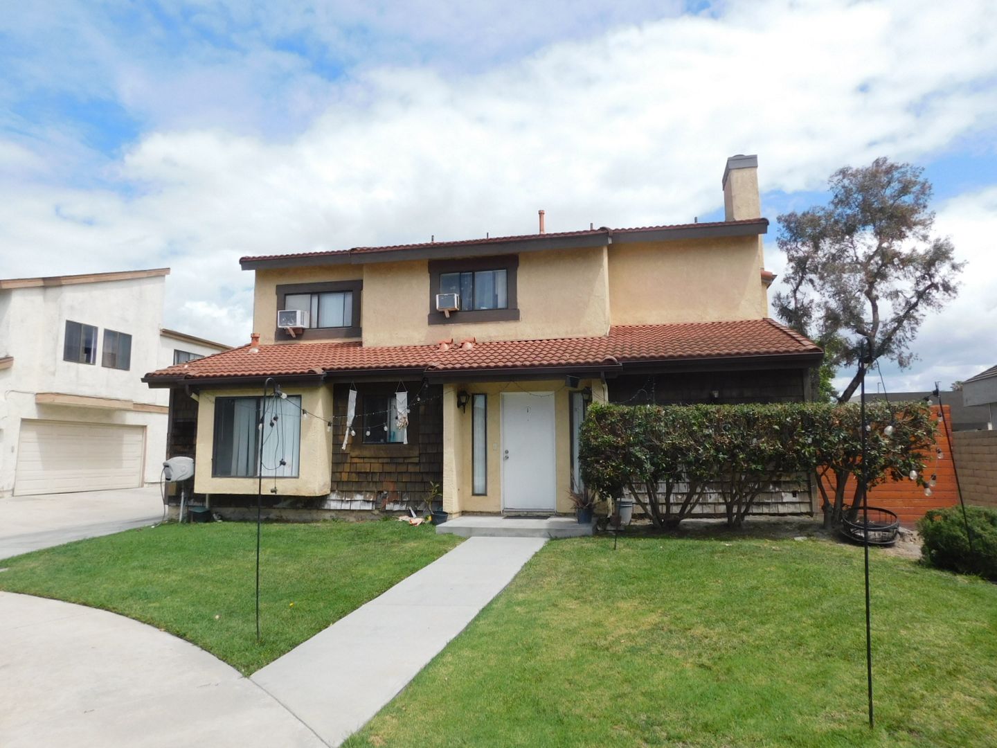 Huntington Beach Apartment: 7961 Moonshadow Cir