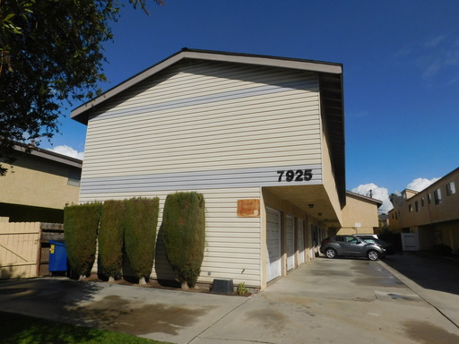 Great Upstairs 1 BD 1 BA Apartment for Rent – photo 1