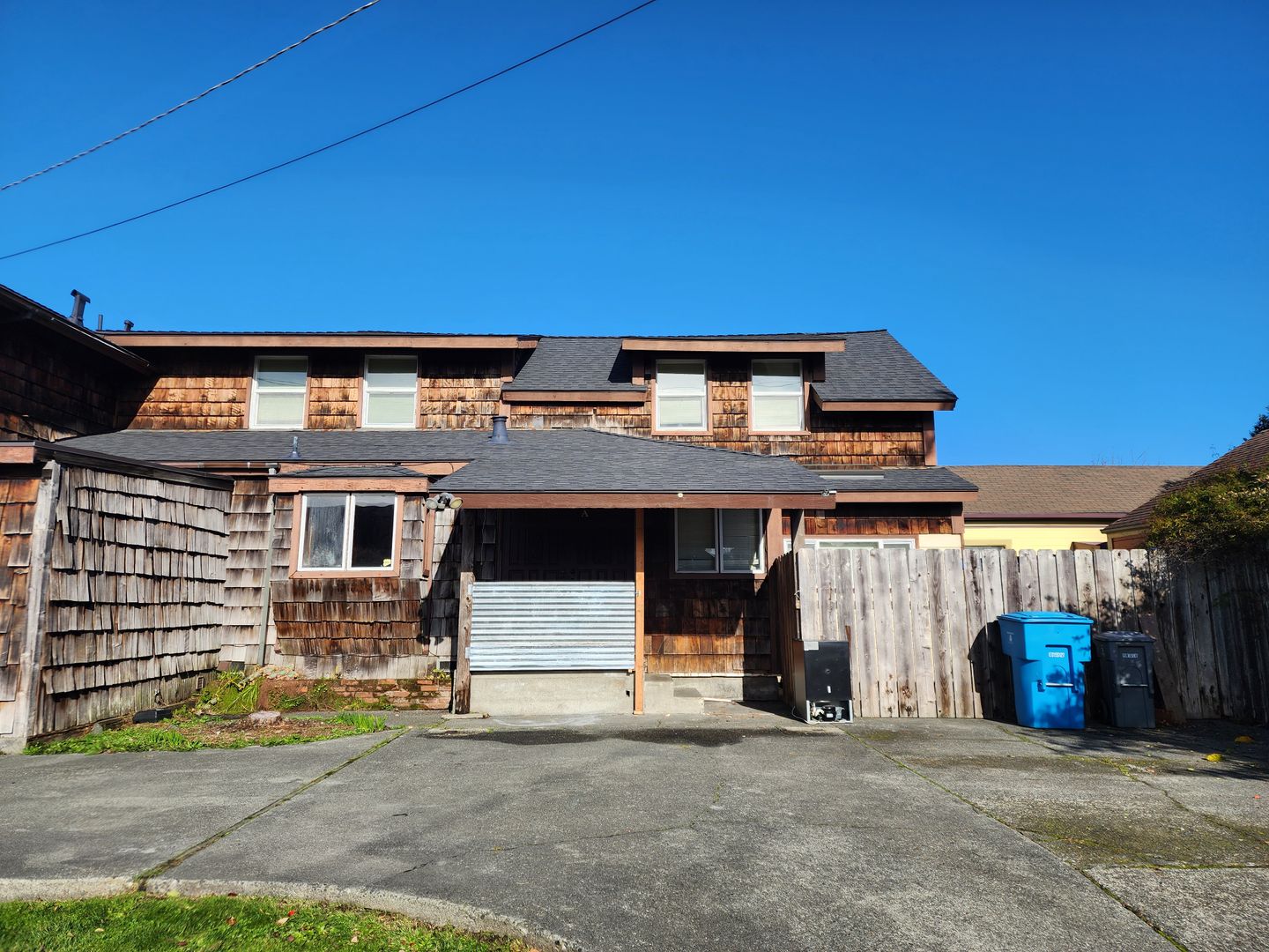 Eureka Apartment: 122 Brennan Street