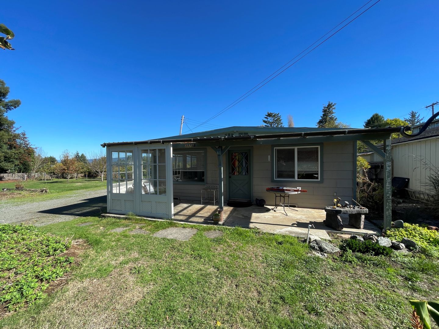 Eureka House: 3571 Trinity St