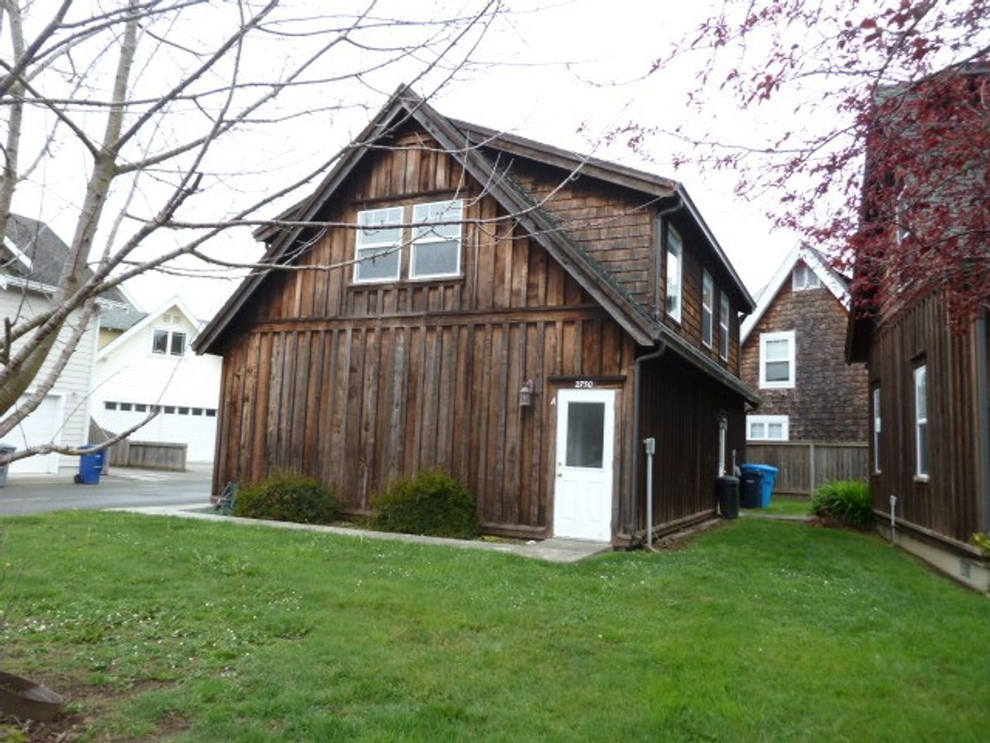 Arcata Apartment: 2970 Janes Creek Apt #1