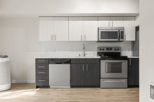 Exclusive Offer: 4 Weeks FREE Rent! Cozy Meets Contemporary 1-Bed Living with Pet-Friendly Amenities, Garage Parking, and Panoramic Views - Tour now! – photo 1