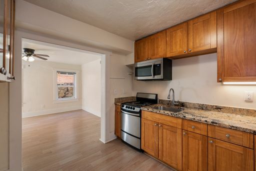 88 102nd Avenue NE #403, Bellevue, WA 98004