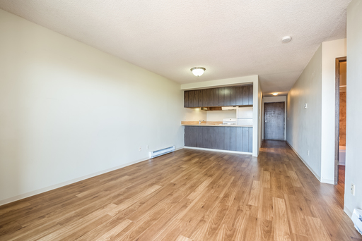 Experience the perfect blend of peaceful residential living and vibrant city convenience at Stonebridge Apartments in Seattle's University District - Tour Now! – photo 1