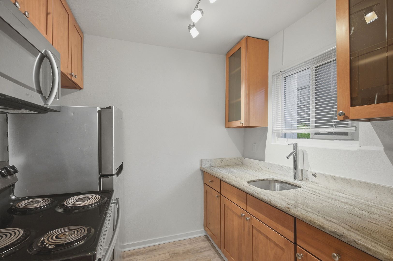 Seattle Apartment: 23 W Galer St