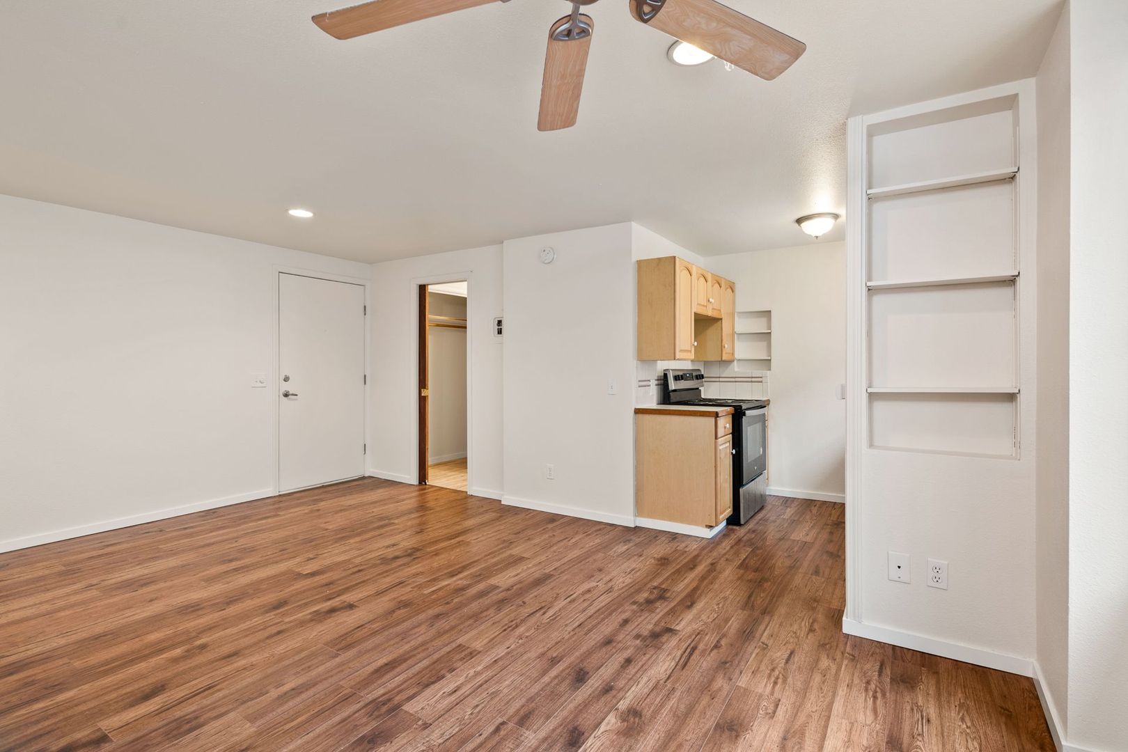 Seattle Apartment: 151 11th Ave