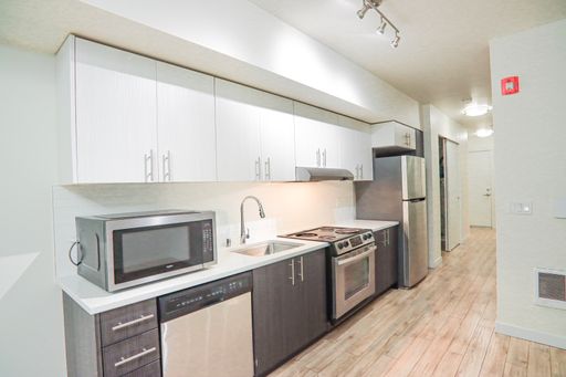 Exclusive Offer: 6 Weeks FREE Rent! Modern 1-Bed Living in Interbay with Rooftop Views, In-Unit Washer and Dryer, Garage Parking, and Prime Seattle Access - Tour now! – photo 1