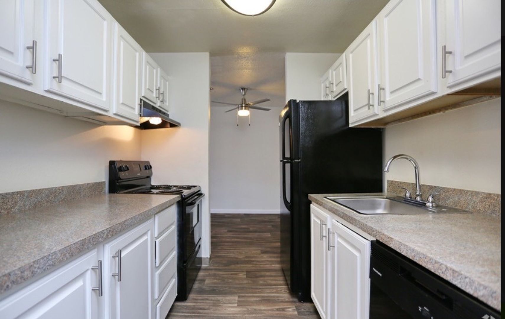 Everett Apartment: 1111 47th St SE