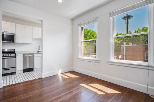 Renovated Studio at Fionia Apartments with On-Site Laundry & Pet-Friendly Queen Anne Living | Open House Every Wednesday from 3pm - 6pm - Tour now! – photo 1