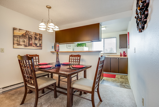 $1,000 Look & Lease Special – Apply Today! - Spacious Modern 2-Bedroom, 1.5-Bath Apartment in the Heart of Everett - Tour now! – photo 1