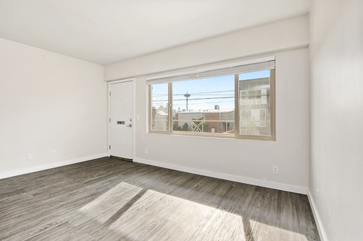 88 102nd Avenue NE #403, Bellevue, WA 98004