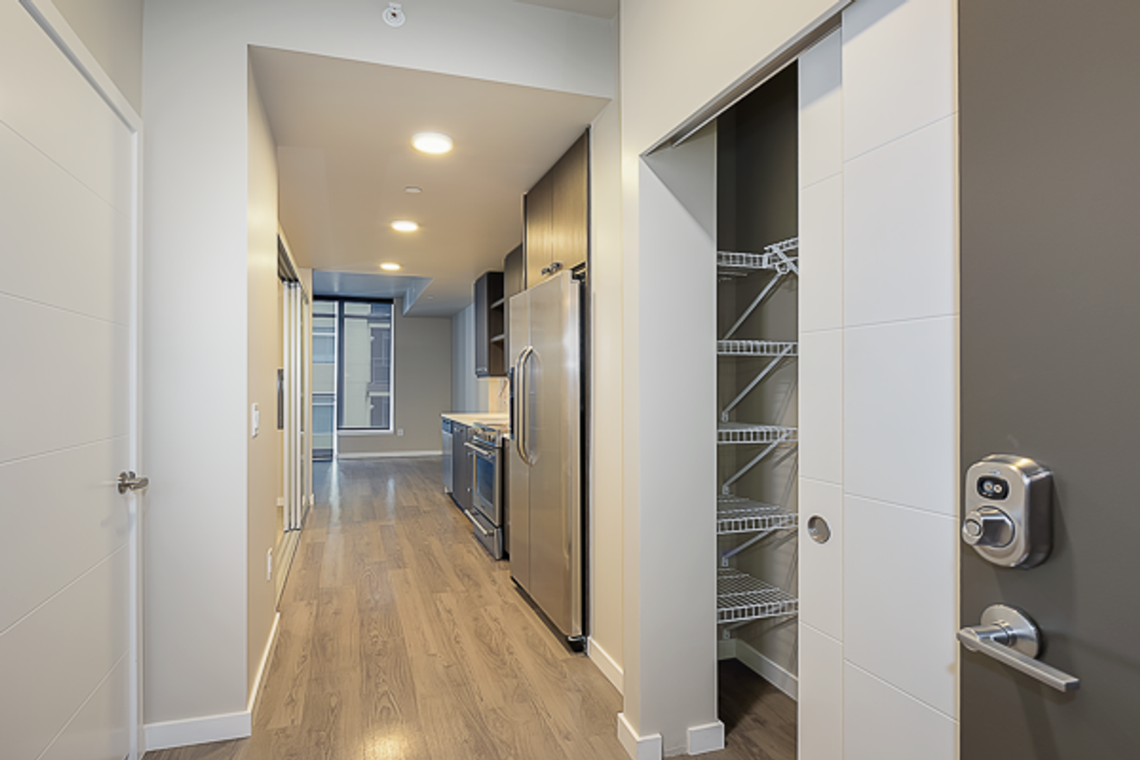 Bellevue Apartment: 88 102nd Ave NE