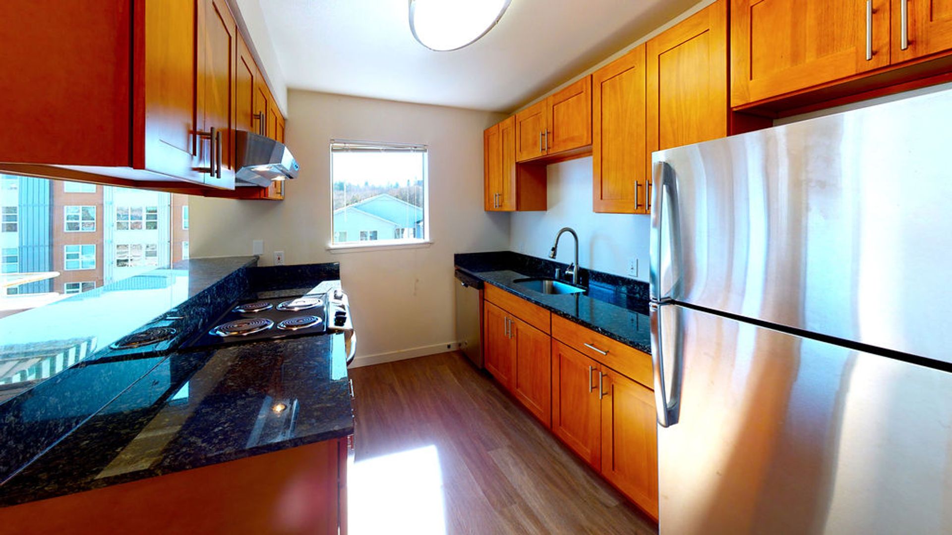 Seattle Apartment: 3250 SW Avalon Way