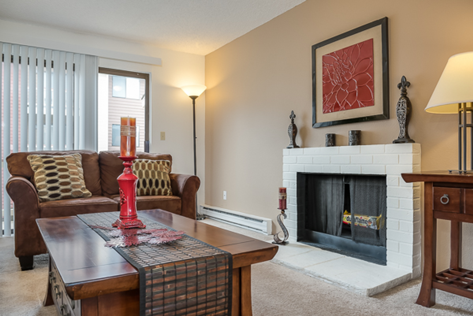 Everett Apartment: 702 W Casino Rd