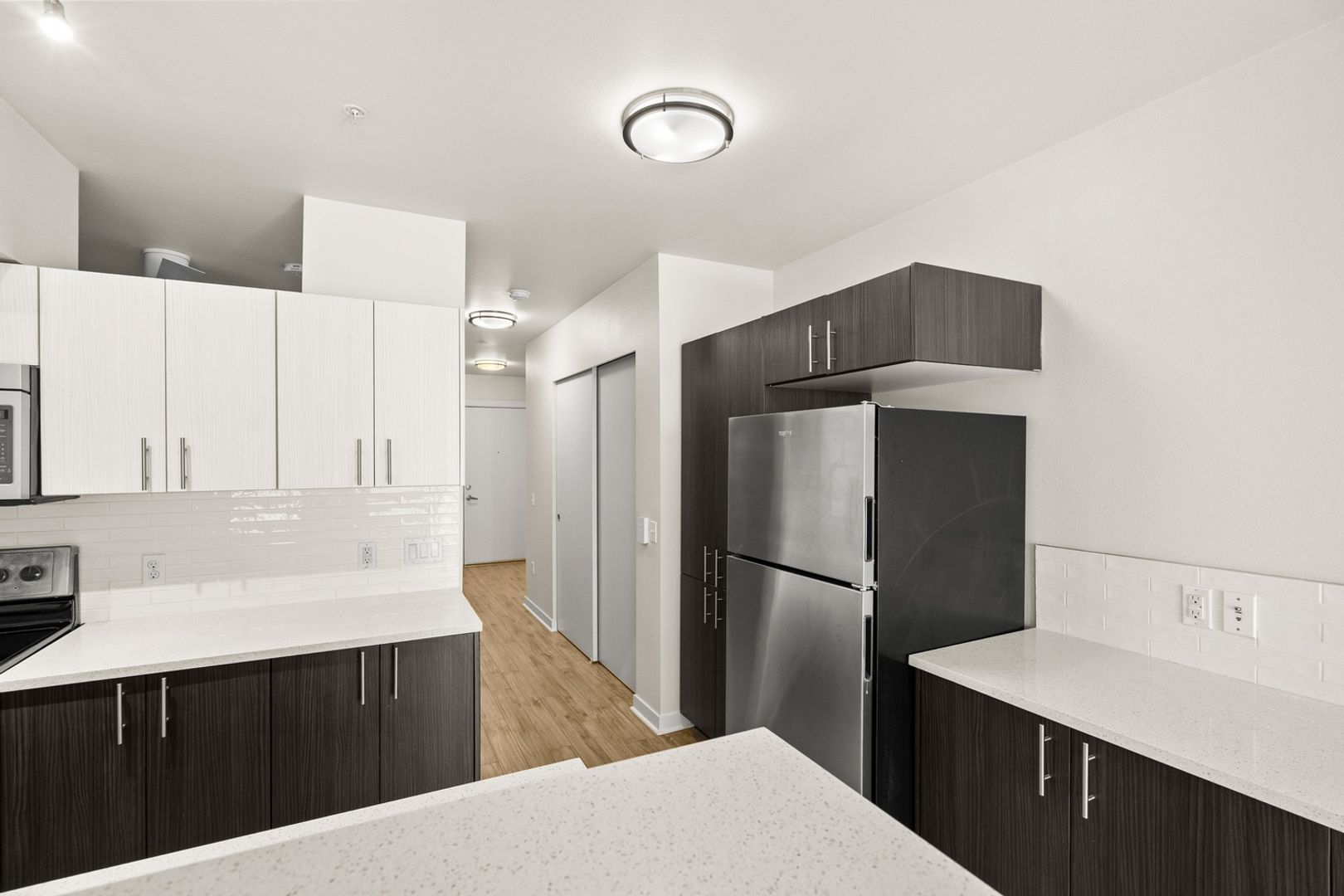 Seattle Apartment: 3036 16th Ave W