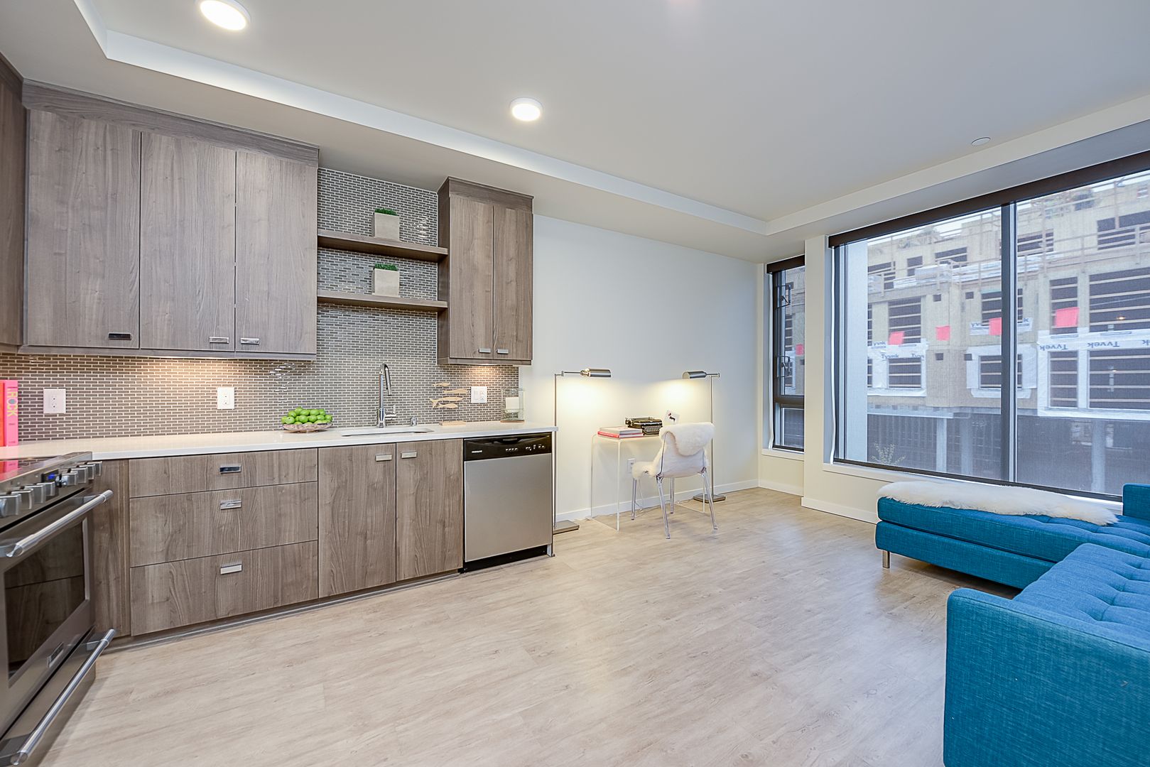 Bellevue Apartment: 88 102nd Ave NE