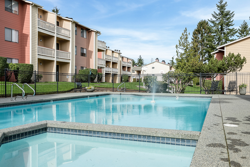 Cozy 1-Bedroom Retreat in a Gated Community – Nature, Comfort & Convenience in Everett - Tour now! – photo 1