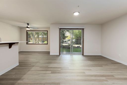 Spacious 3-Bedroom at Brandon Place with In-Unit Washer/Dryer, Garage & Convenient Maple Valley Living - Tour now!