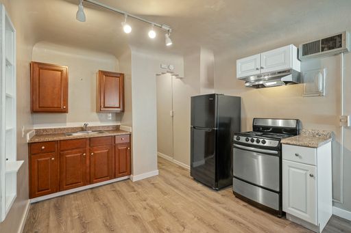 Stylish Studio Apartment with On-Site Laundry, Pet-Friendly Living & Prime Ravenna Location - Tour now! – photo 1