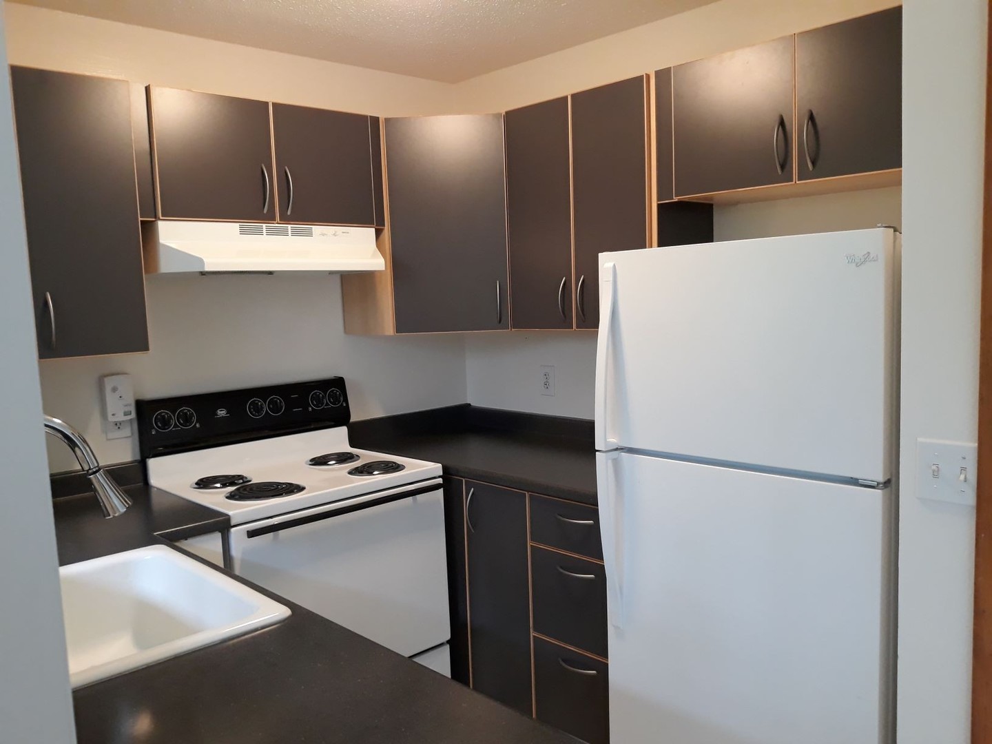 Seattle Apartment: 718 2nd Ave W