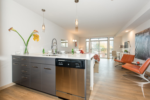 Modern 1-Bedroom at Zephyr Apartments with In-Unit Washer/Dryer & Garage Parking in Capitol Hill - Tour now! – photo 1