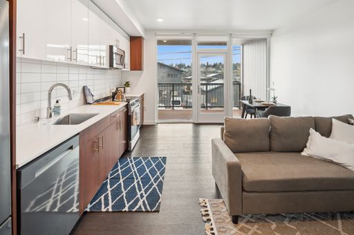 88 102nd Avenue NE #403, Bellevue, WA 98004