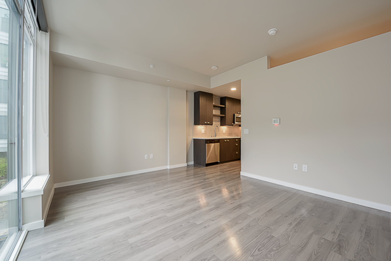 Bellevue Apartment: 88 102nd Ave NE