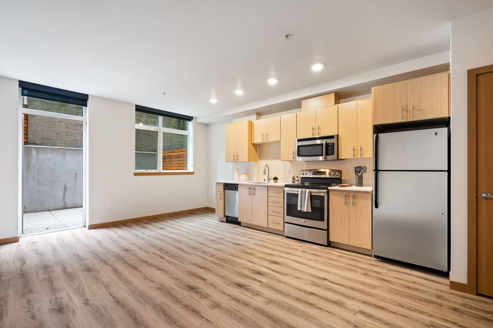 Seattle Apartment: 500 Belmont Ave. E