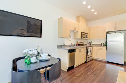 2 Weeks Free! MFTE Studio in the heart of Capitol Hill - Schedule a tour now! – photo 1