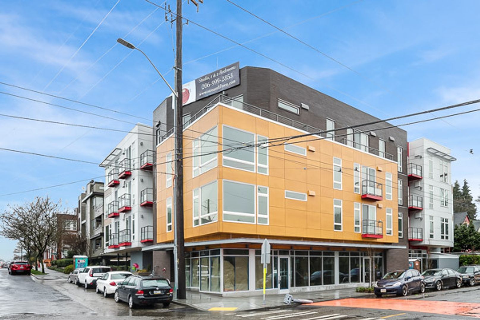 Seattle Apartment: 605 15th Ave E