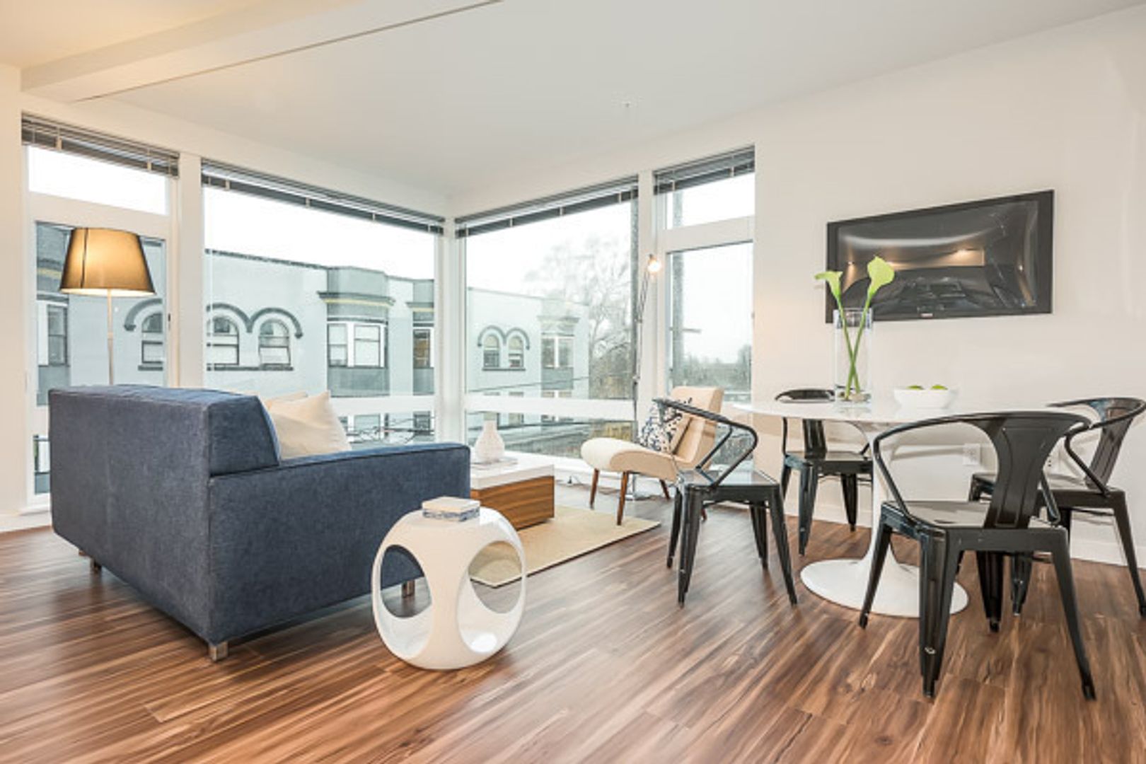 Seattle Apartment: 605 15th Ave E