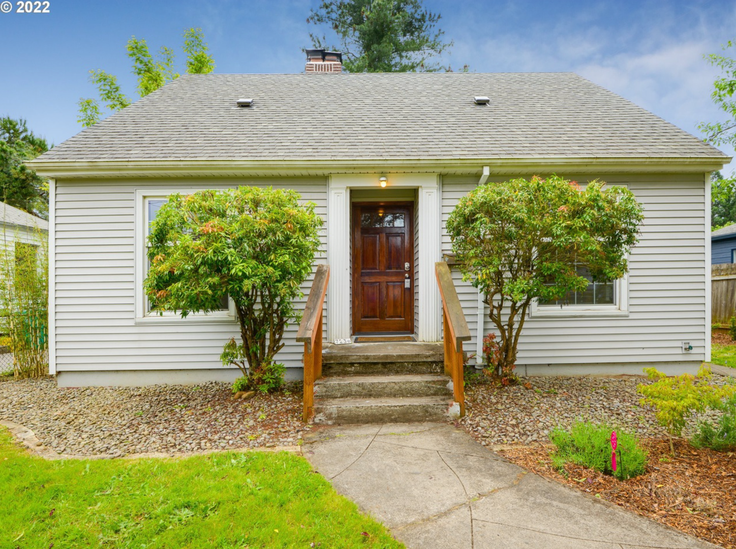 Portland House: 7236 N Newell Avenue