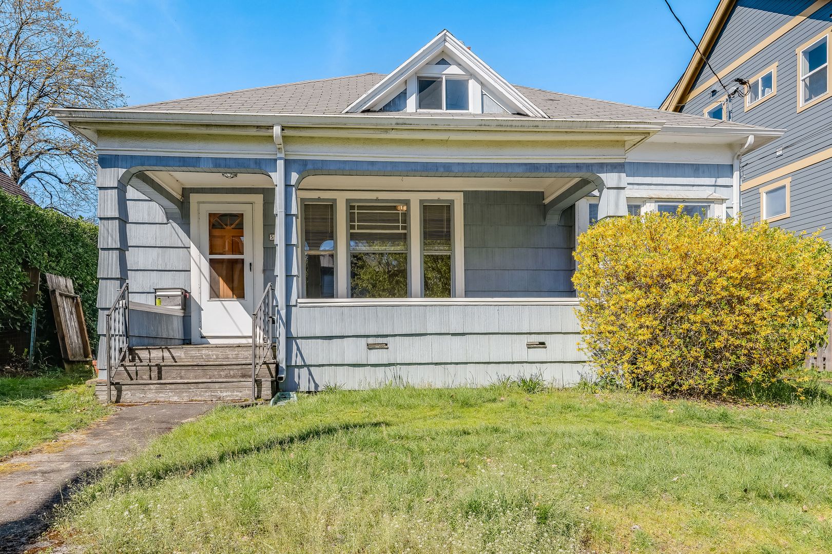 Portland House: 5823 N Albina Avenue - House