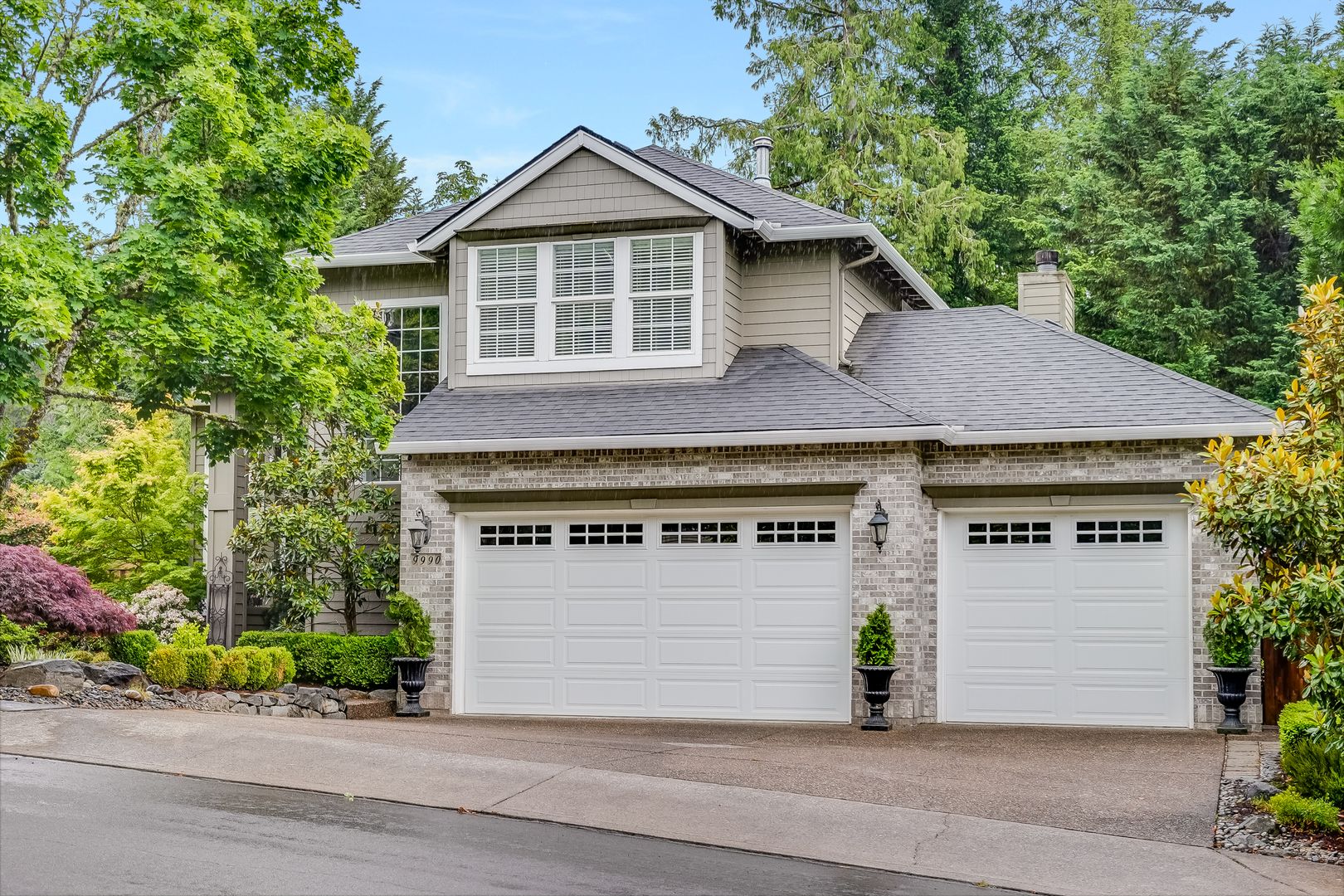Portland House: 9990 NW Ash Street