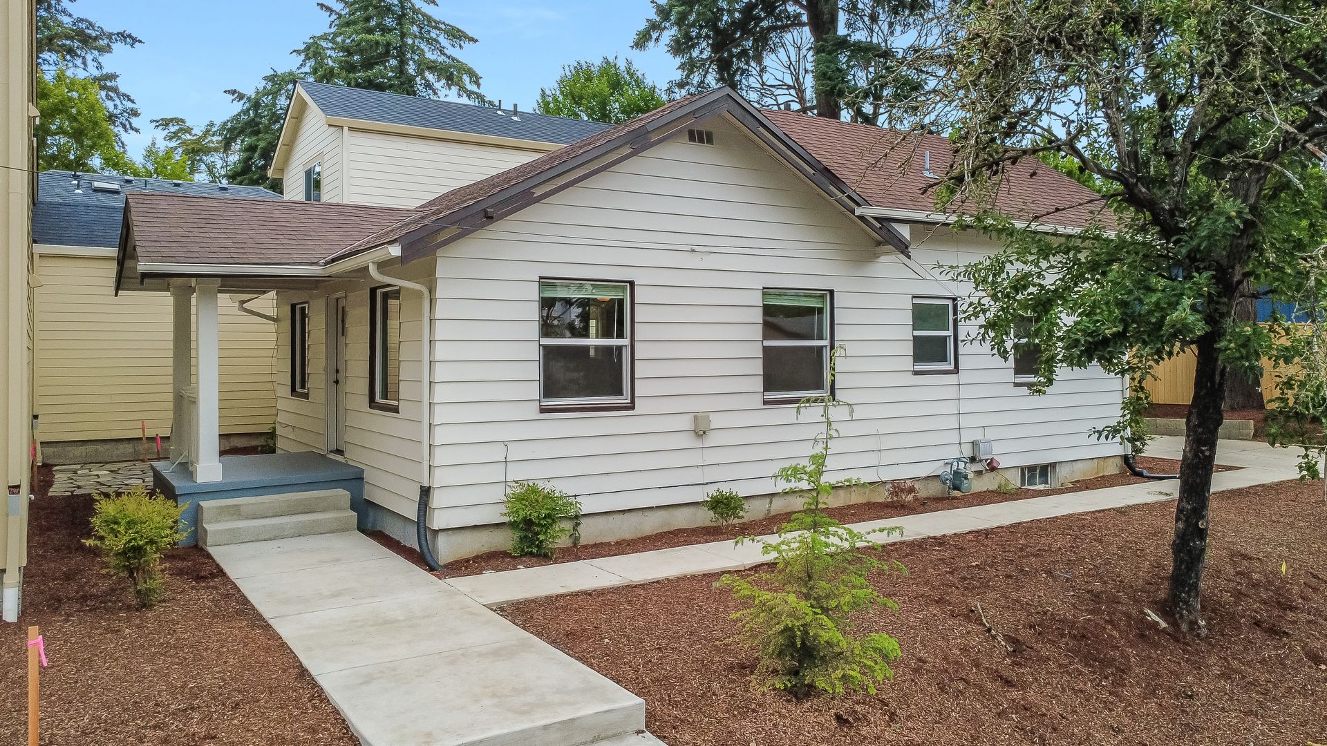 Portland House: 11811 SE Boise Street