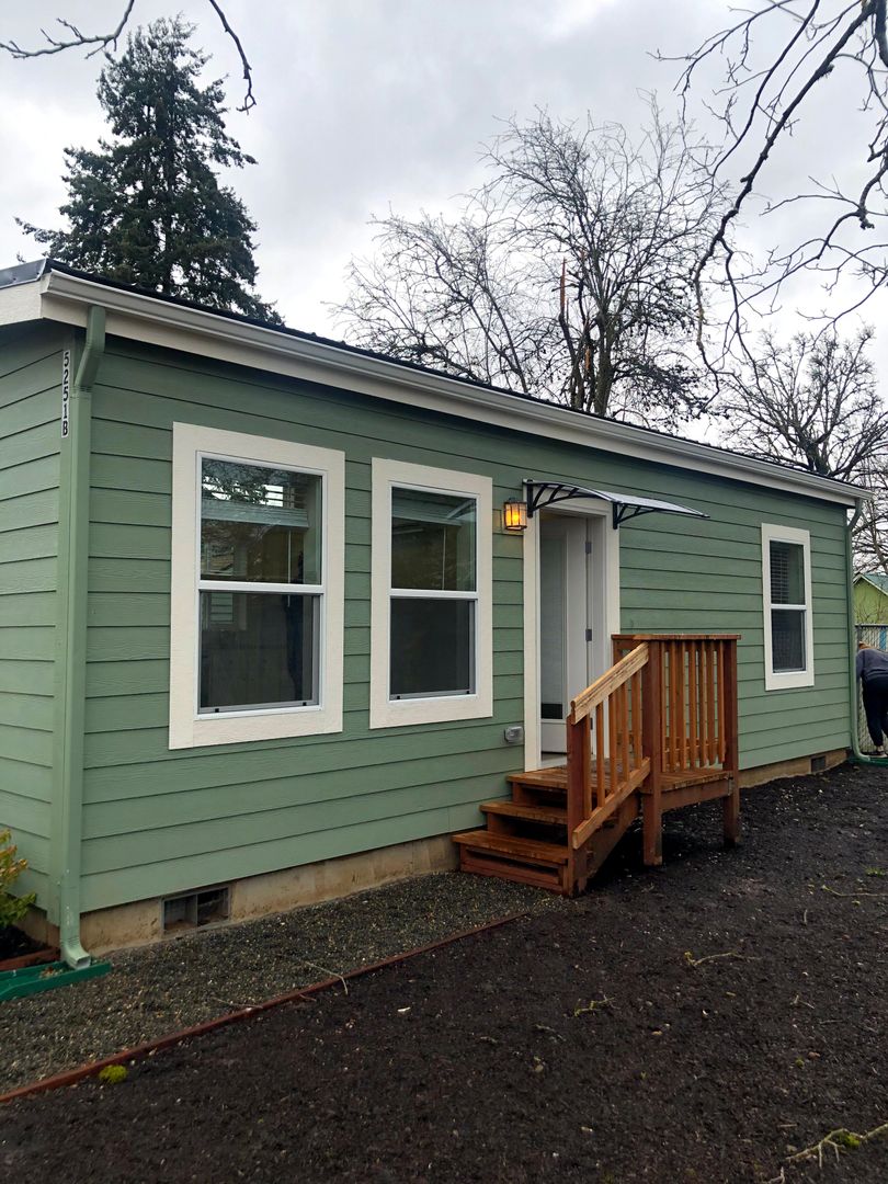 Portland House: 5251B Southeast Bybee Boulevard