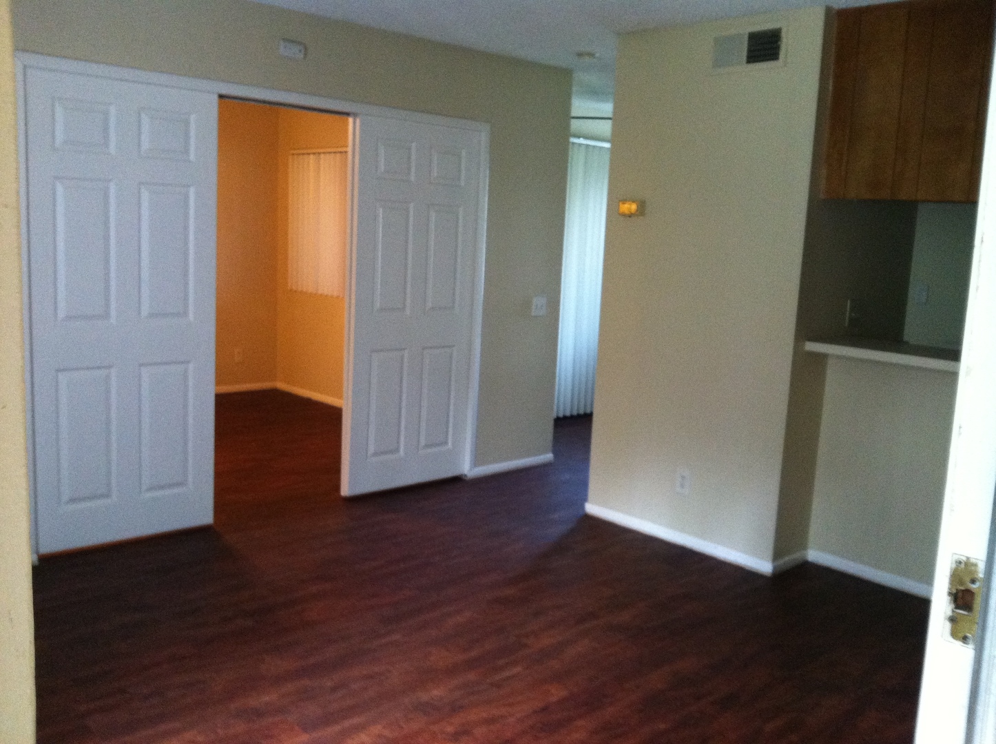 Upland Apartment: 360 / 390 North San Antonio