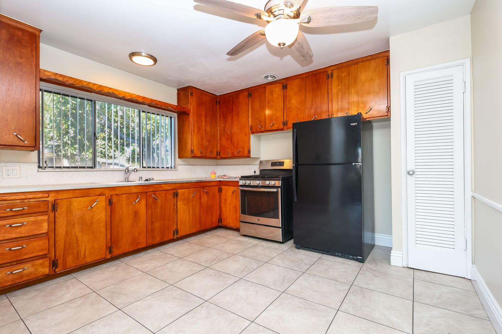 Courtyard Apartments