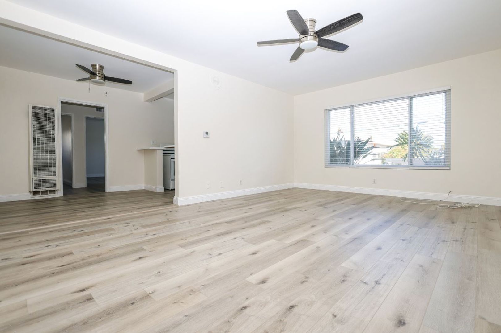 Costa Mesa Apartment: 2115 Placentia Ave