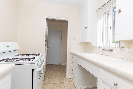  113 G Street, 113, Ontario, CA 91762