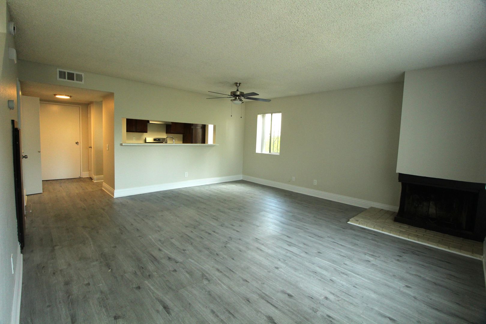 Ontario Apartment: 1702-1716 East G Street