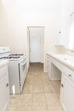  113 G Street, 113, Ontario, CA 91762