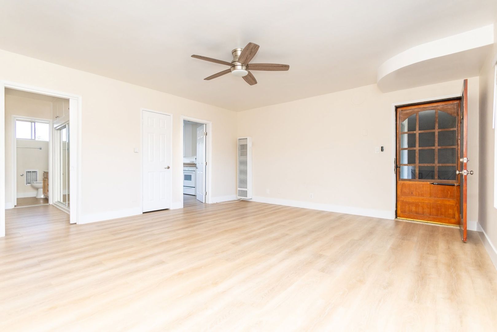 Costa Mesa Apartment: 2115 Placentia Ave