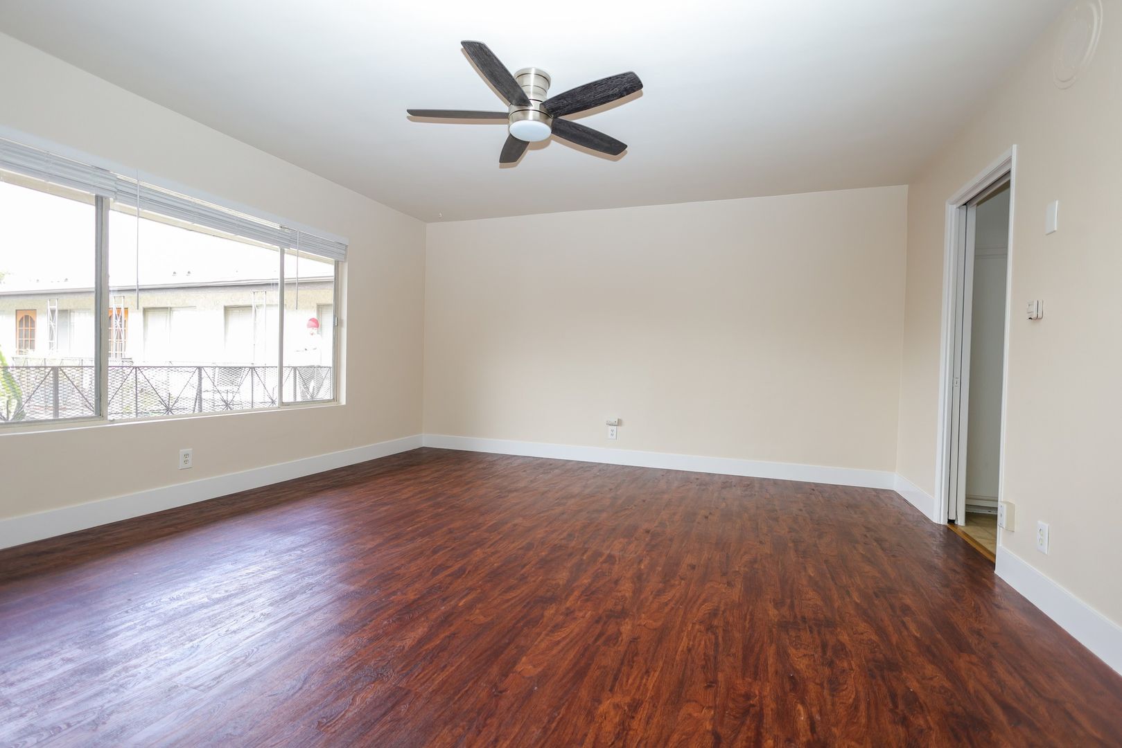 Costa Mesa Apartment: 2115 Placentia Ave