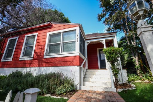 Charming 4-Bedroom Home for Rent in Sierra Madre, CA
