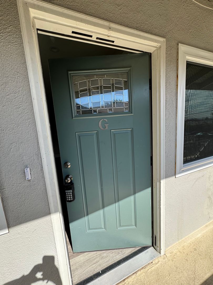 Alhambra Apartment: 1111 S. Benito Avenue