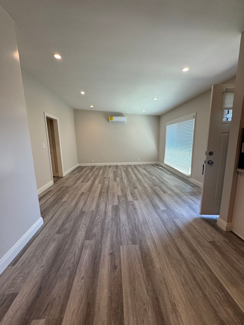 1027 S. Atlantic Ave., 21, Alhambra, CA 91803