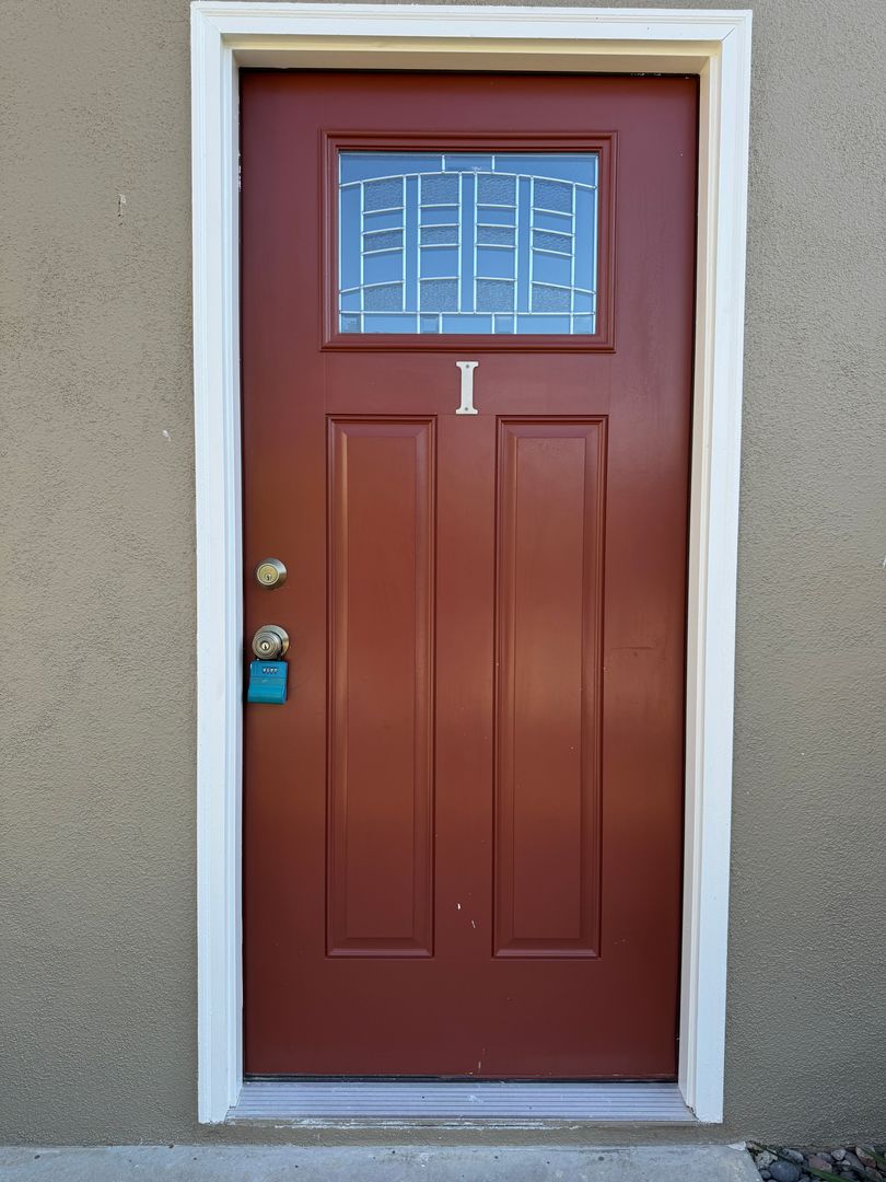 Alhambra Apartment: 619 S. Chapel Ave.
