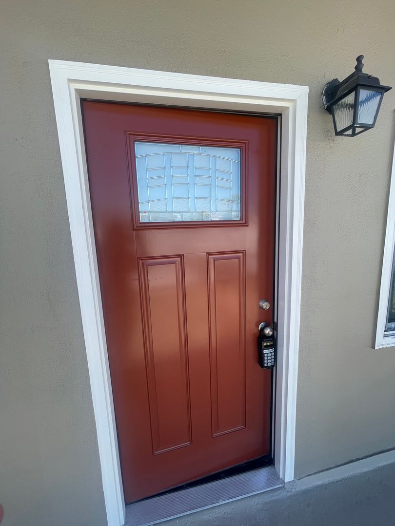 Alhambra Apartment: 619 S. Chapel Ave.