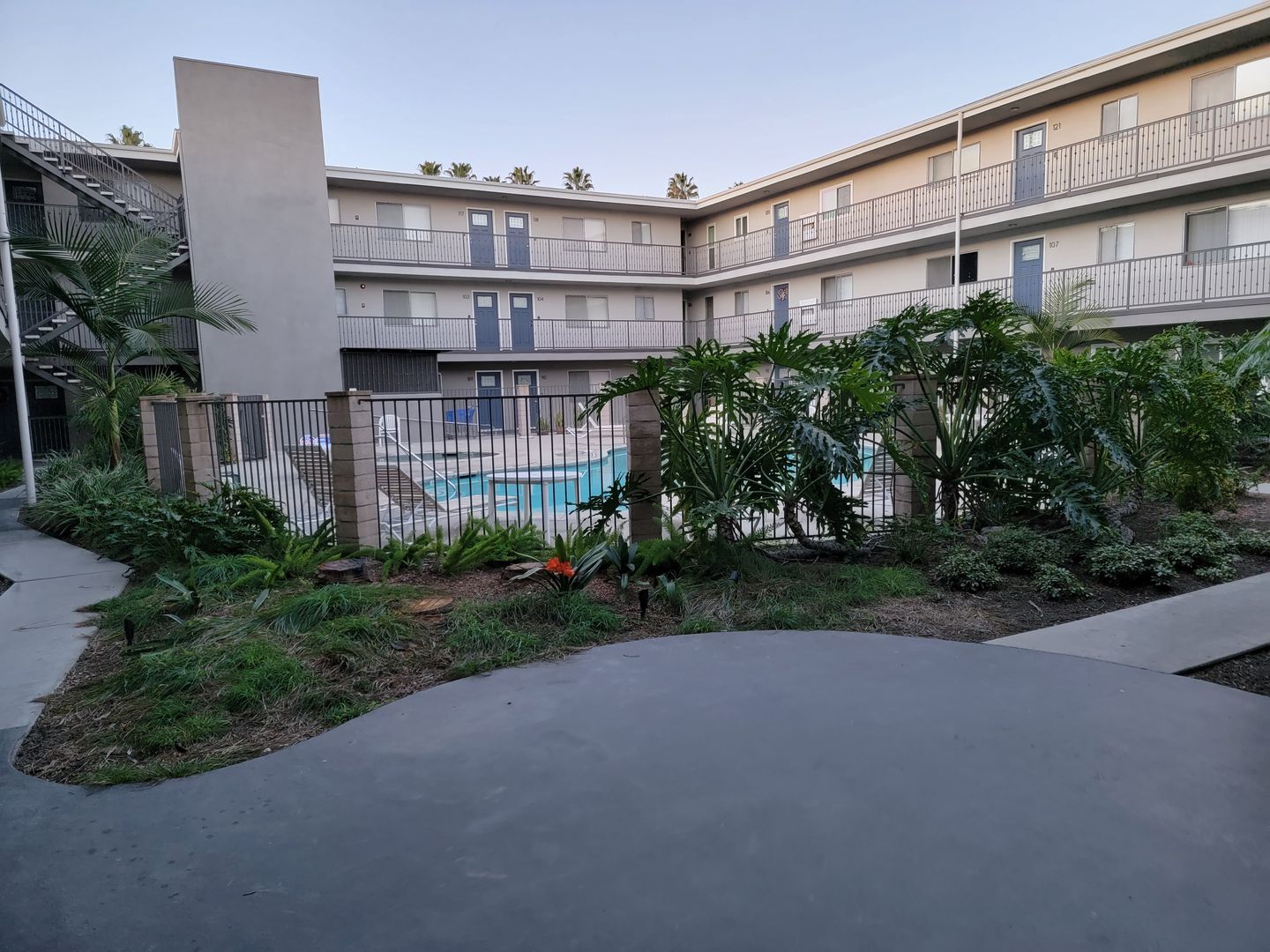 Alhambra Apartment: 401 East Bay State Street